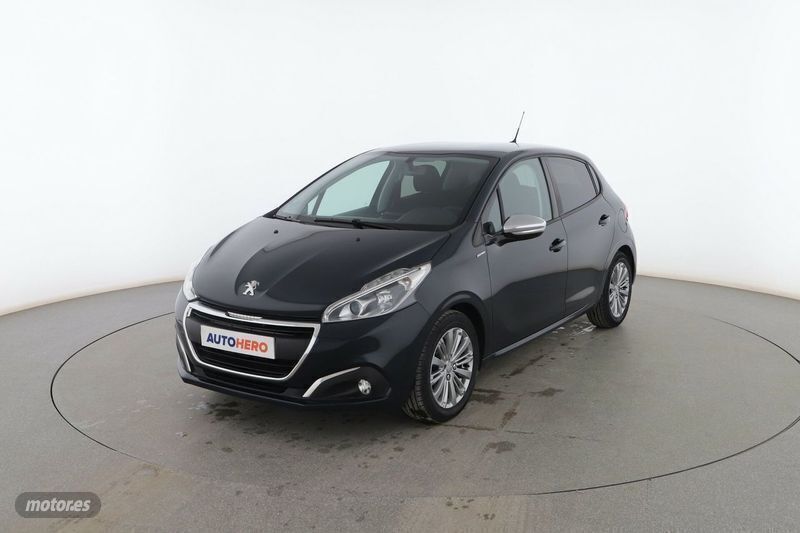 Azul Usado 2018 Peugeot 208 Style Utilitario | 9199 € (Precio justo) - Imagen 1/3