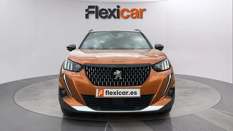 Usado Peugeot 2008 GT 131 CV (96 kW) 2020 Naranja SUV