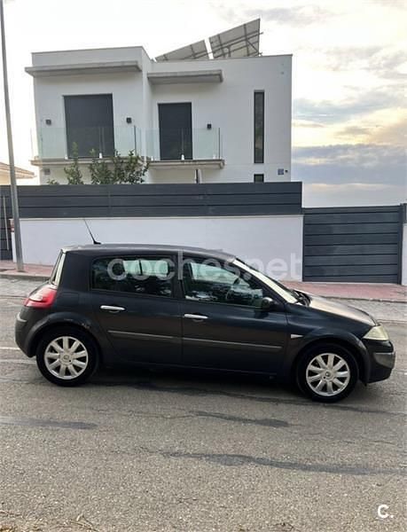 Usado Renault Mégane II Privilege 130 CV (95 kW) 2006 Azul Berlina