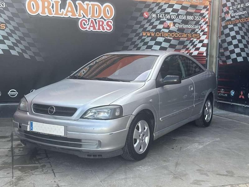 Gris / plata Usado 2001 Opel Astra Edition Coupe | 2700 € (Buen precio) - Imagen 1/4