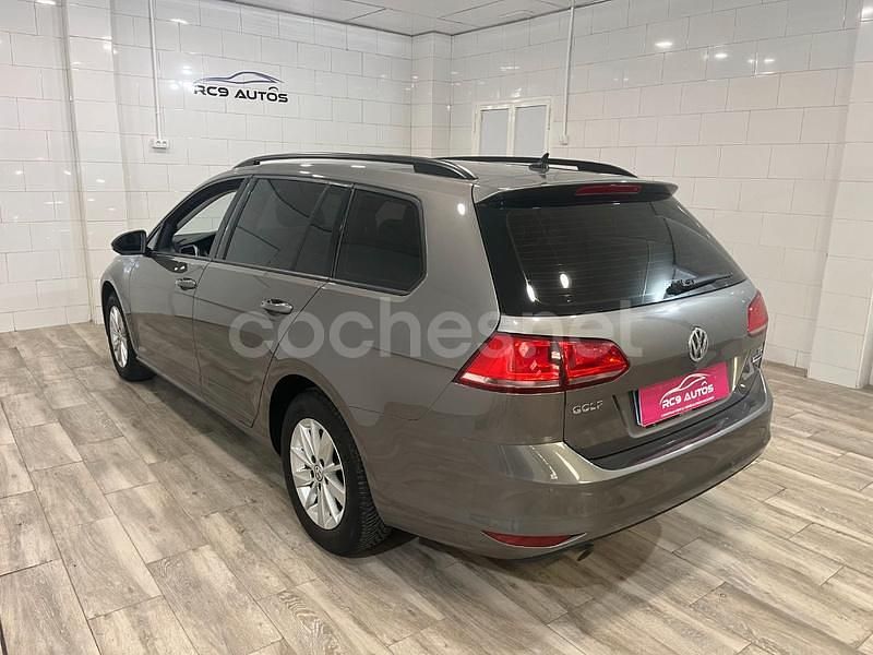 Usado VW Golf VII Business 115 CV (84 kW) 2017 Marrón Familiar