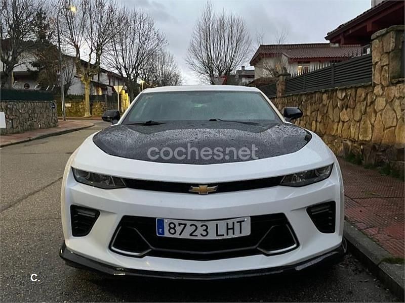 Usado Chevrolet Camaro 432 CV (317 kW) 2015 Blanco Coupe