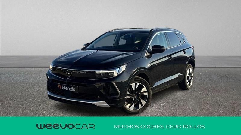Negro Usado 2022 Opel Grandland X Ultimate SUV | 18.900 € (Un poco caro) - Imagen 1/4