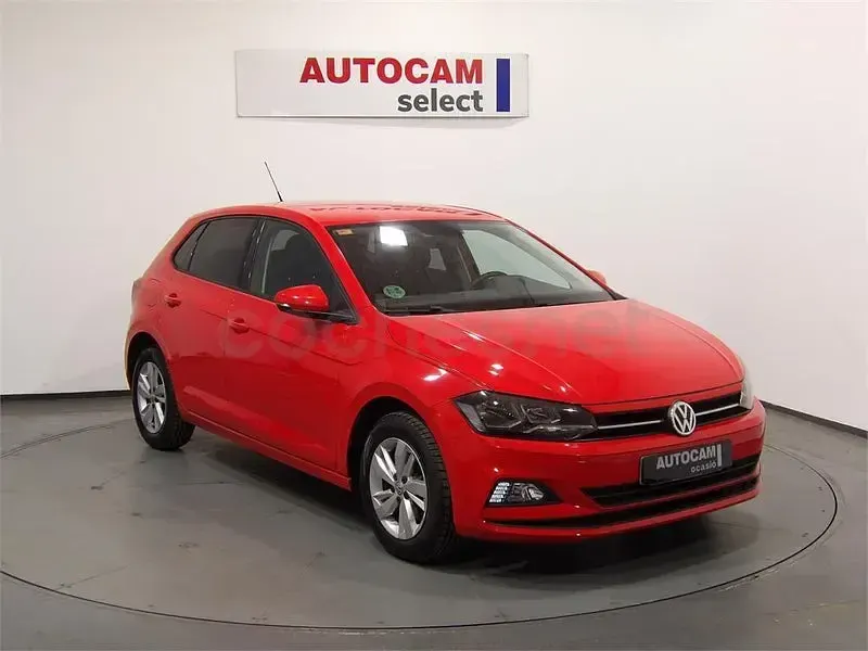 Usado VW Polo Advance 95 CV (69 kW) 2017 Rojo Berlina