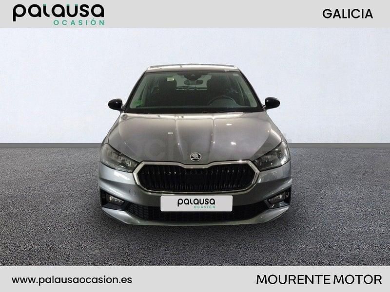 Usado Skoda Fabia Style 110 CV (80 kW) 2022 Gris / plata Berlina