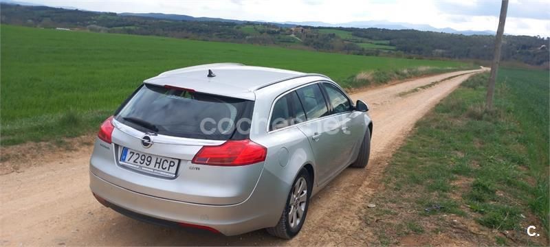Gris / plata Usado 2011 Opel Insignia Cosmo Familiar | 5900 € (Buen precio) - Imagen 1/4