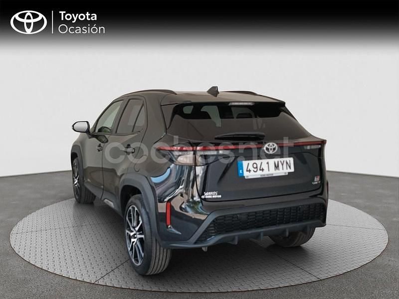Usado Toyota Yaris Cross Sport 130 CV (95 kW) 2025 Negro SUV