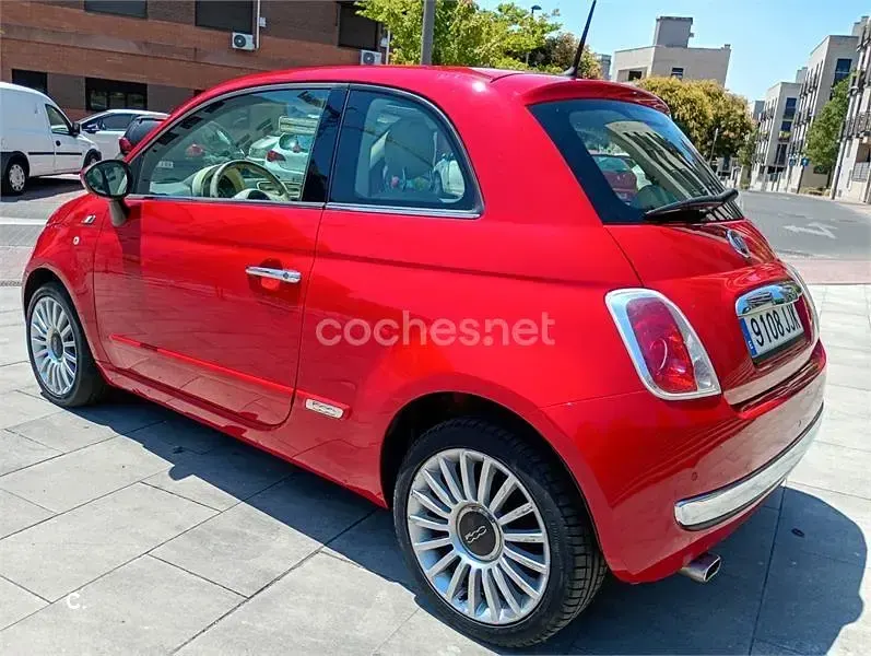 Usado Fiat 500 69 CV (50 kW) 2015 Rojo Berlina