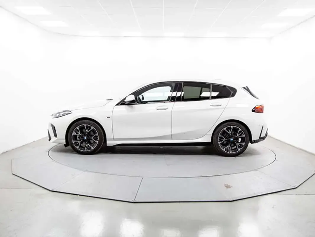 Usado BMW 120 163 CV (119 kW) 2025 Blanco Utilitario