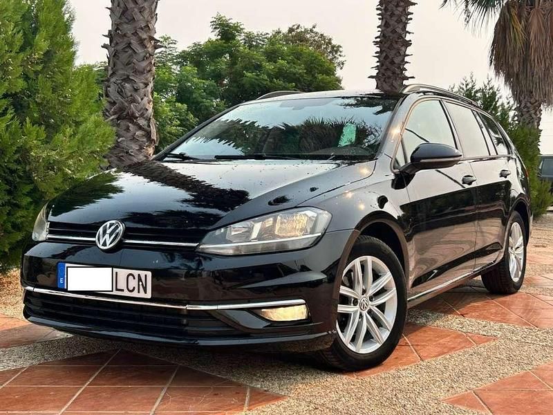 Negro Usado 2019 VW Golf VII Advance Familiar | 14.000 € (Buen precio) - Imagen 1/4