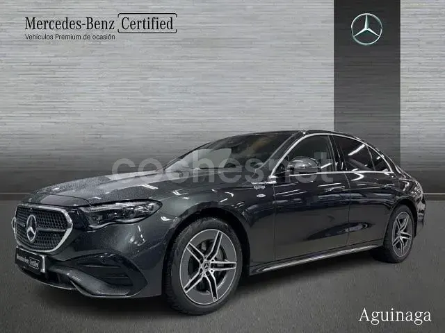 Nuevo Mercedes E300 313 CV (230 kW) 2026 Gris / plata Berlina