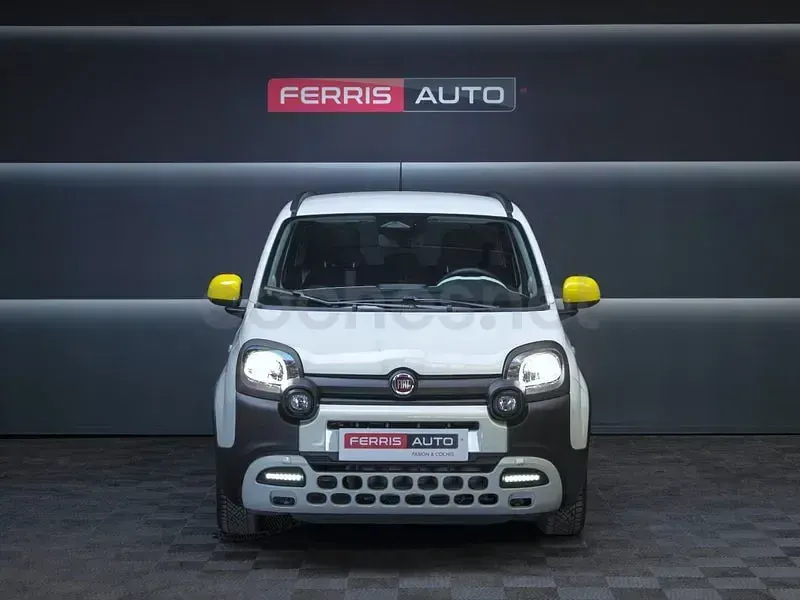 Używany Fiat Panda Cross Cross 65 KM (47 kW) 2025 Biały Hatchback