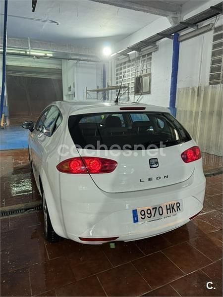 Käytetty Seat Leon Copa 105 HP (77 kW) 2012 Valkoinen Sedan