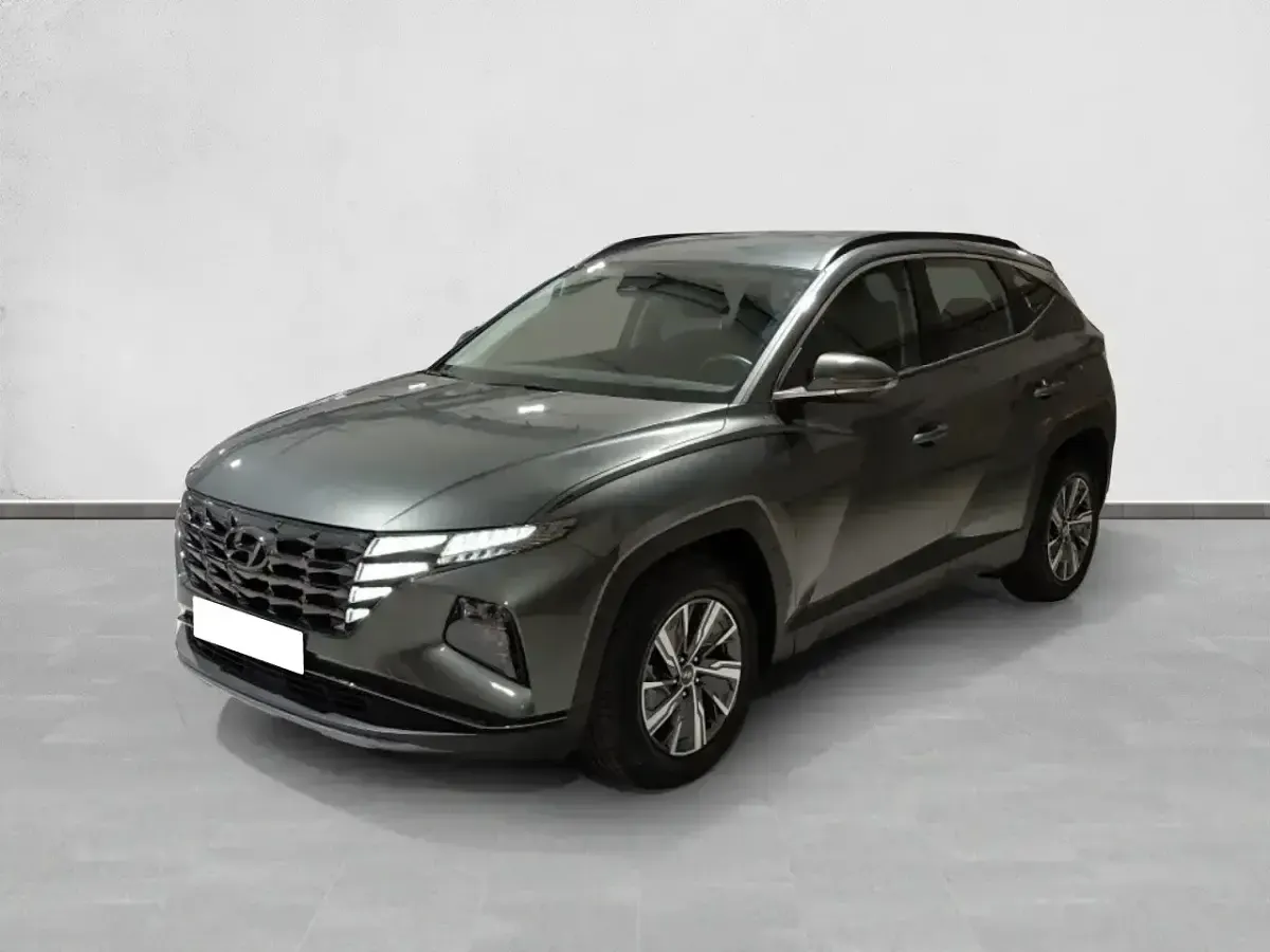 Usado Hyundai Tucson 230 CV (169 kW) 2022 Gris SUV