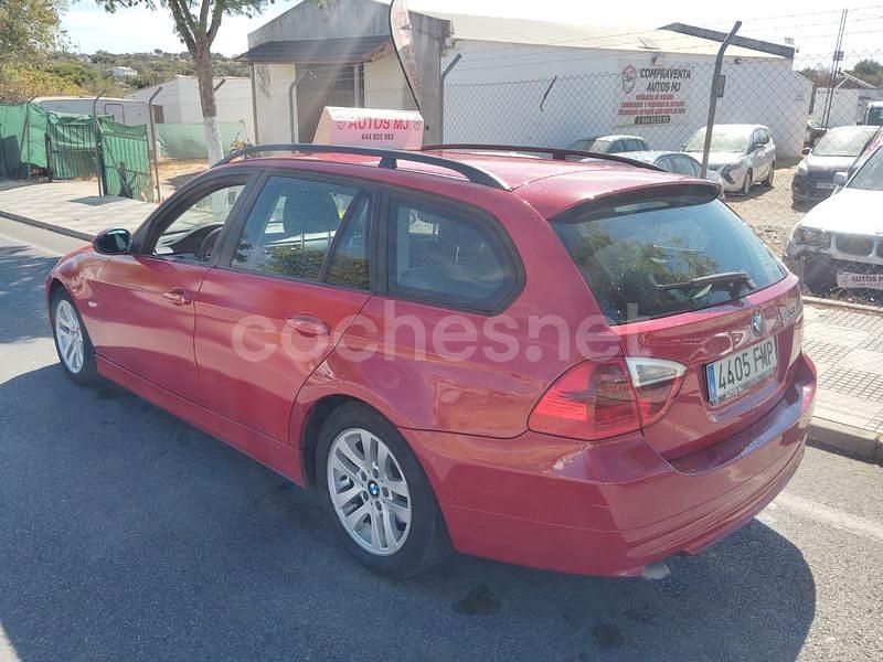 Rojo Usado 2006 BMW 320 Familiar | 4000 € (Precio justo) - Imagen 1/4