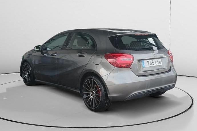 Usado Mercedes A180 Style 109 CV (80 kW) 2017