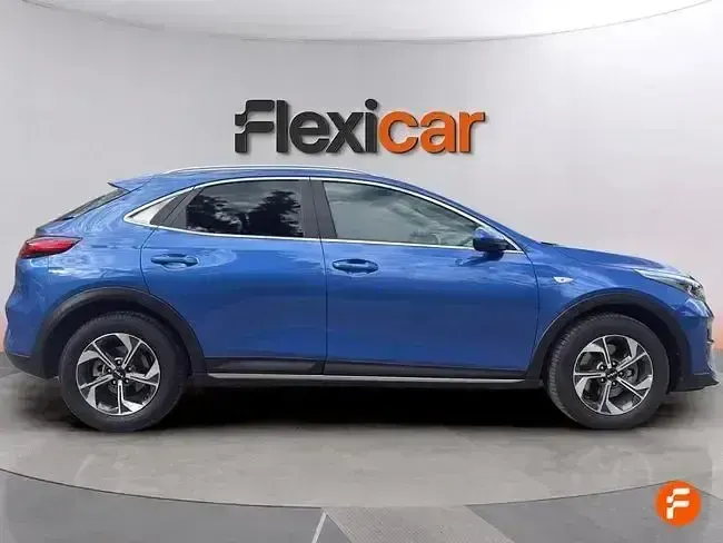 Usado Kia XCeed 120 CV (88 kW) 2022 Azul SUV