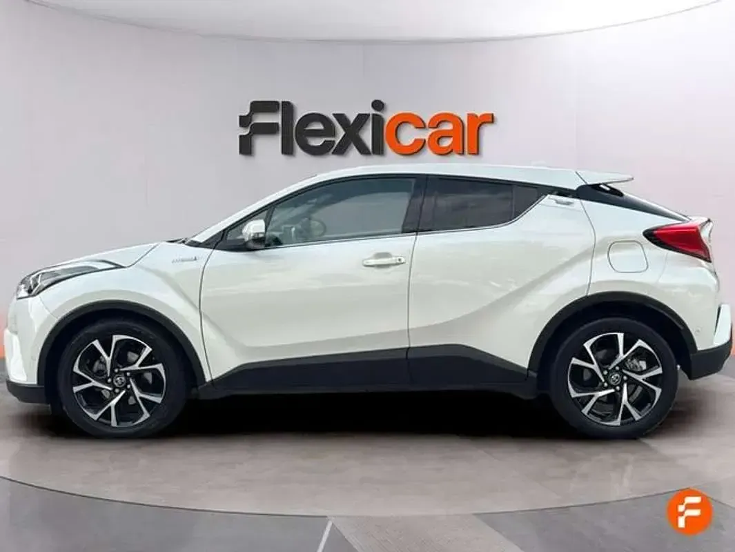 Usado Toyota C-HR Advance 122 CV (89 kW) 2019 Blanco SUV