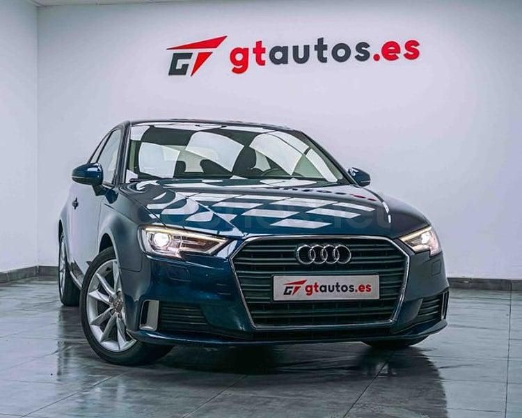 Usado Audi A3 Sport 110 CV (80 kW) 2016 Azul Berlina