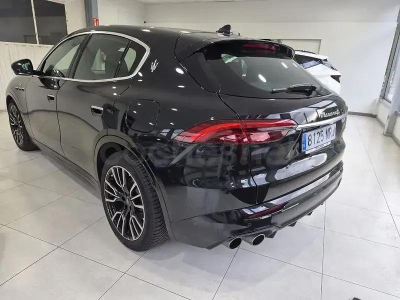Usado Maserati Grecale GT 300 CV (220 kW) 2024 Negro SUV
