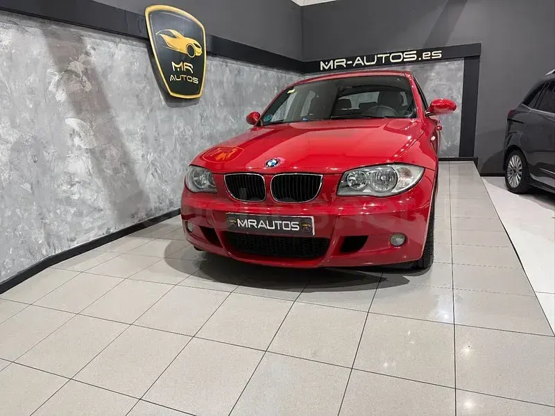 Usado BMW 116 Comfort Edition 122 CV (89 kW) 2009 Rojo Utilitario