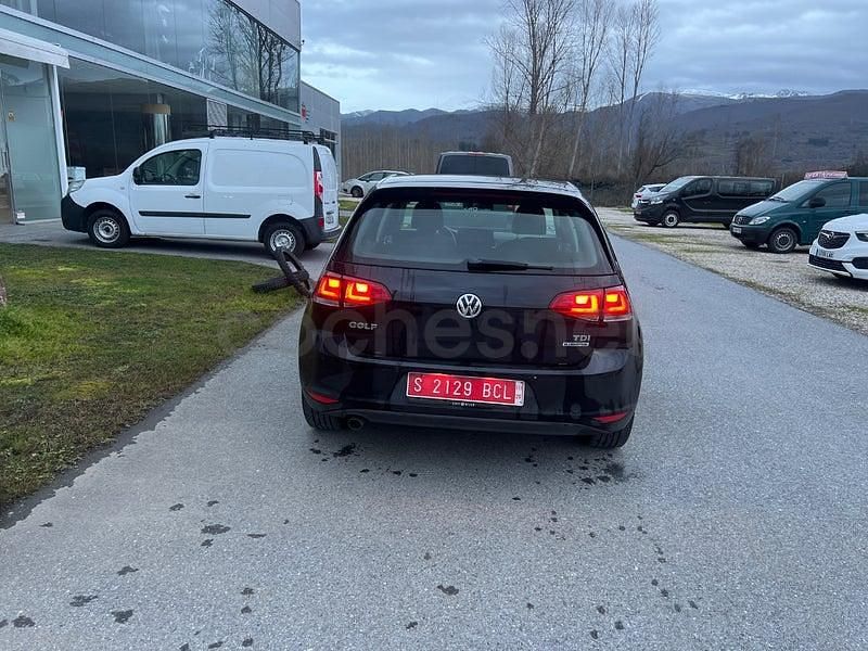 Usado VW Golf VII Advance 105 CV (77 kW) 2015 Gris / plata Berlina