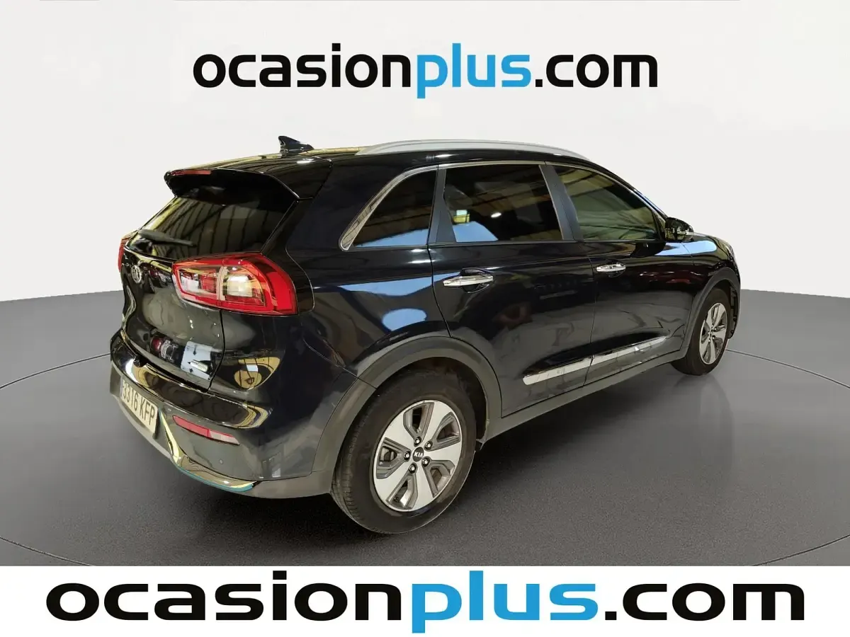 Usado Kia Niro 141 CV (103 kW) 2017 Azul SUV