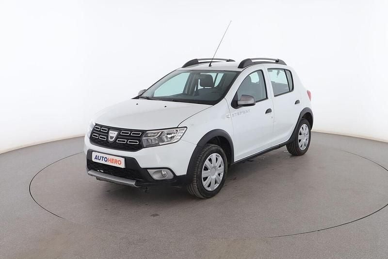 Blanco Usado 2018 Dacia Sandero Comfort Utilitario | 12.299 € (Precio justo) - Imagen 1/3