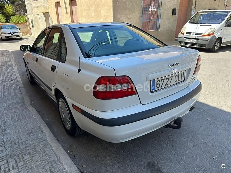 Usado Volvo S40 109 CV (80 kW) 2003 Blanco Berlina