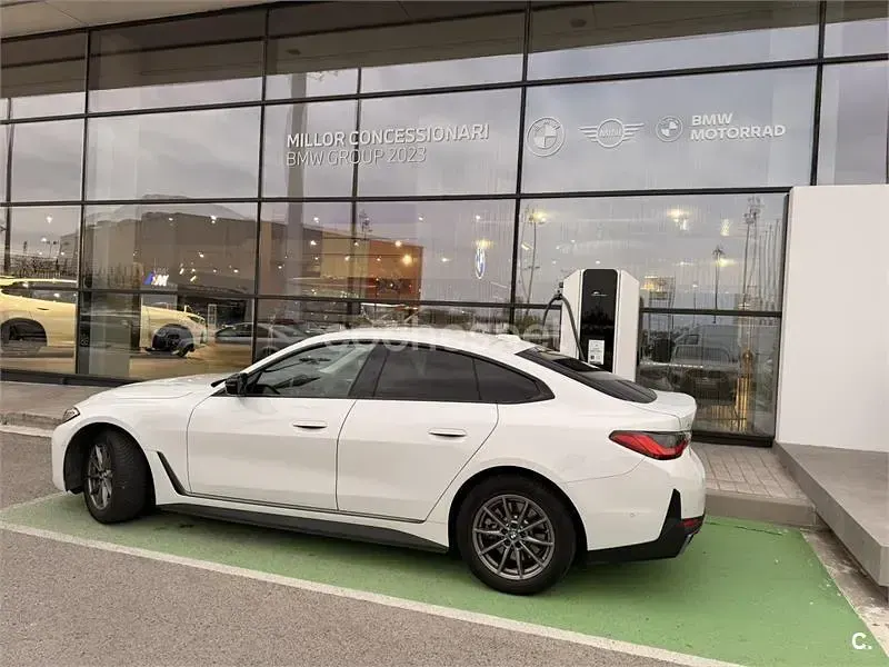 Usado BMW i4 210 kW (286 CV) 2024 Eléctrico Berlina