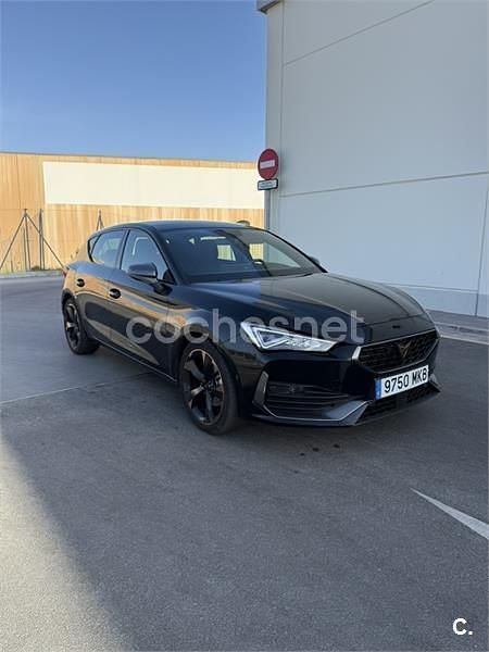 Negro Usado 2023 Cupra Leon Berlina | 25.000 € (Buen precio) - Imagen 1/4