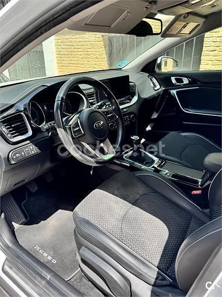 Blanco Usado 2019 Kia XCeed SUV | 18.000 € (Precio justo) - Imagen 1/4