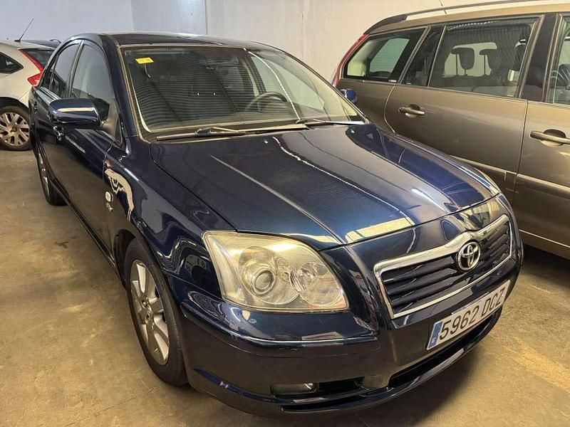 Usado Toyota Avensis Executive 150 CV (110 kW) 2005 Azul Berlina