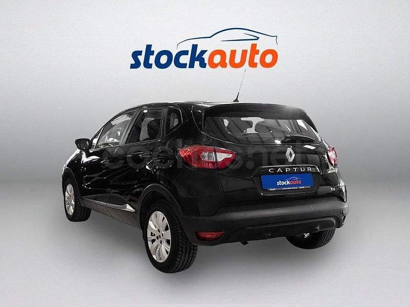 Usado Renault Captur Intens 90 CV (66 kW) 2013 Negro SUV
