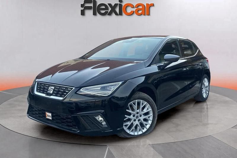 Usado Seat Ibiza FR 110 CV (80 kW) 2023 Negro Utilitario
