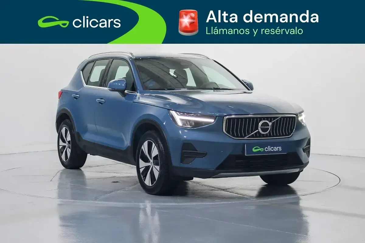 Usado Volvo XC40 Core 211 CV (155 kW) 2022 Azul SUV