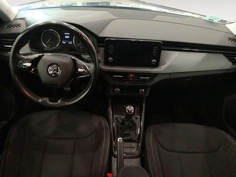 Usado Skoda Scala Ambition 115 CV (84 kW) 2021 Azul Utilitario