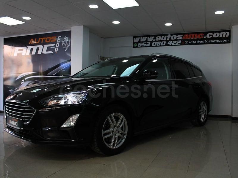 Usado Ford Focus Active 120 CV (88 kW) 2022 Negro Familiar