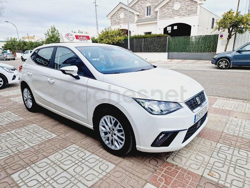 Usado Seat Ibiza XCELLENCE 95 CV (69 kW) 2019 Blanco Utilitario