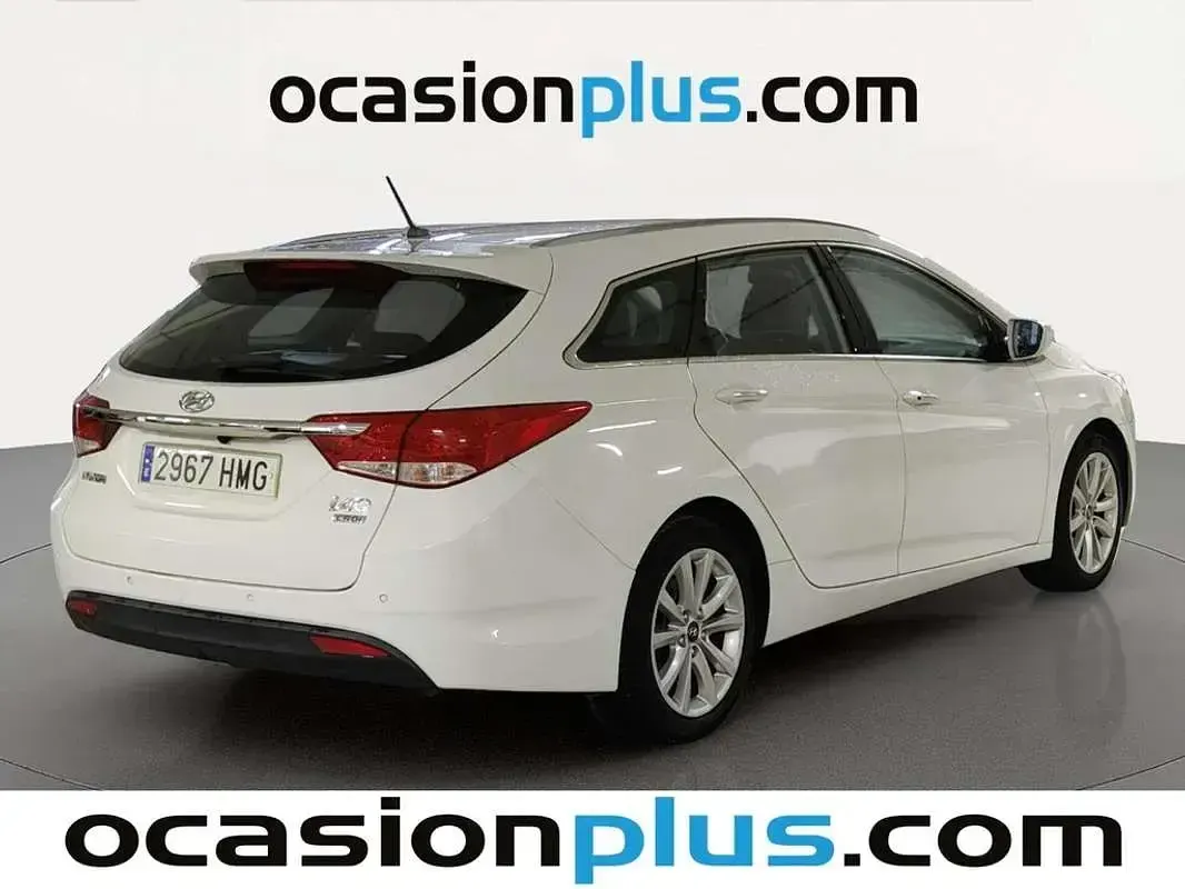 Usado Hyundai i40 GLS 136 CV (100 kW) 2012 Blanco Familiar