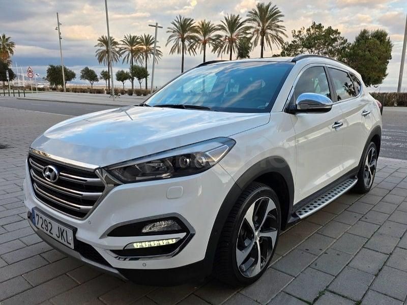 Usado Hyundai Tucson Style 184 CV (135 kW) 2016 Blanco SUV