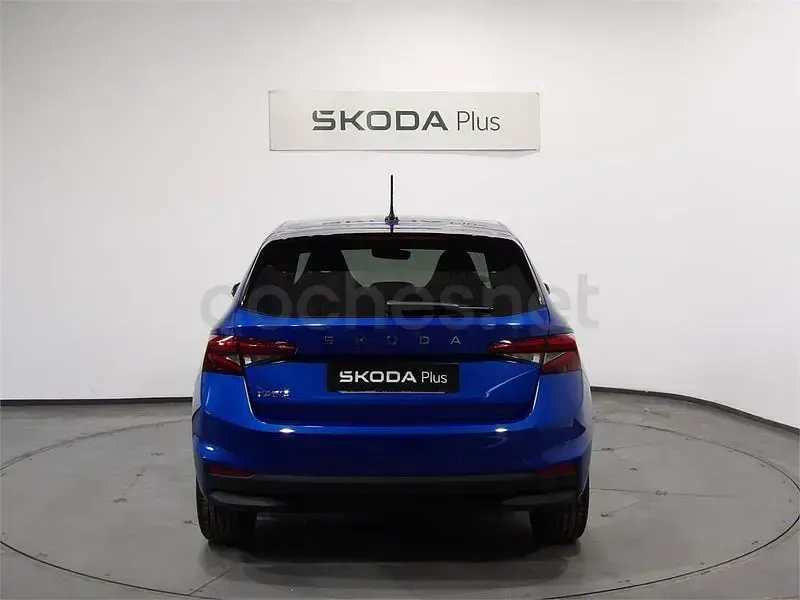Usado Skoda Fabia 115 CV (84 kW) 2025 Azul Utilitario