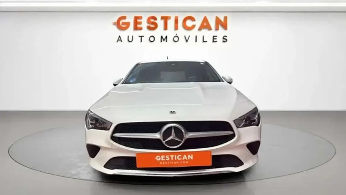 Usado Mercedes CLA250e 218 CV (160 kW) 2022 Blanco Berlina