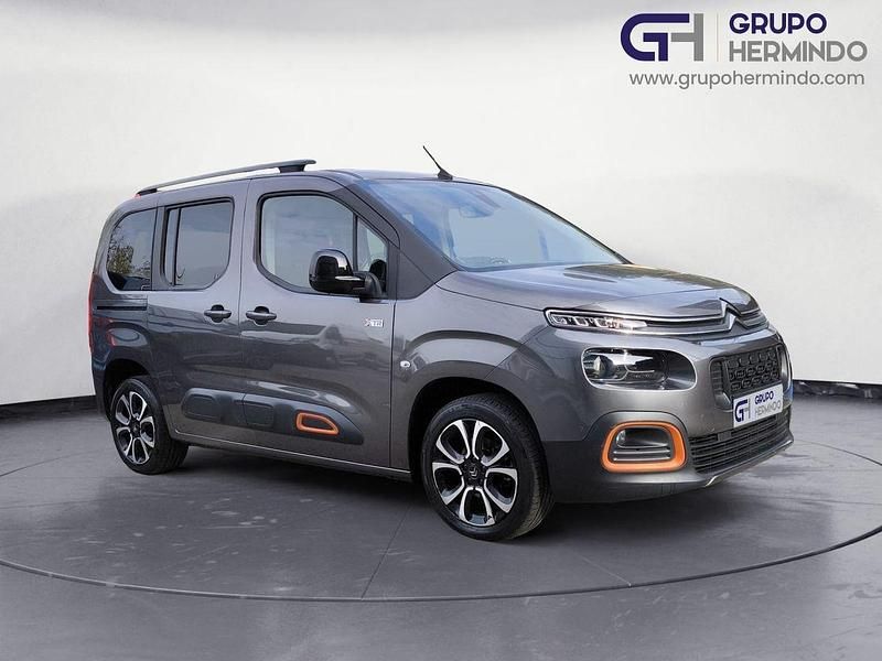 Usado Citroën Berlingo Shine 102 CV (75 kW) 2020 Gris Monovolumen