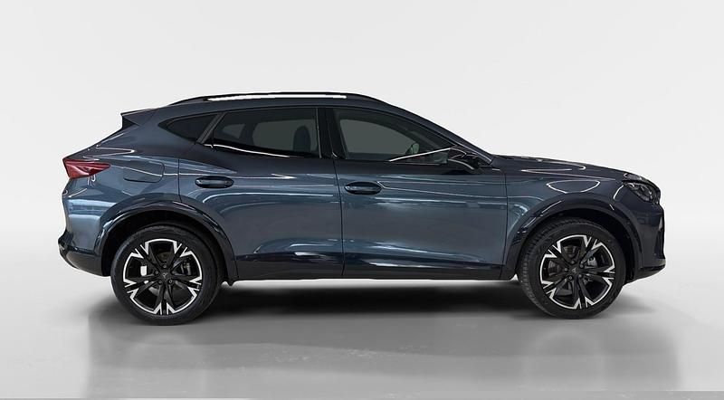 Usado Cupra Formentor 150 CV (110 kW) 2025 Gris / plata SUV