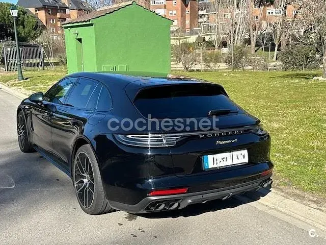 Occasion Porsche Panamera Sport Turismo 462 ch (339 kW) 2022 Noir Break