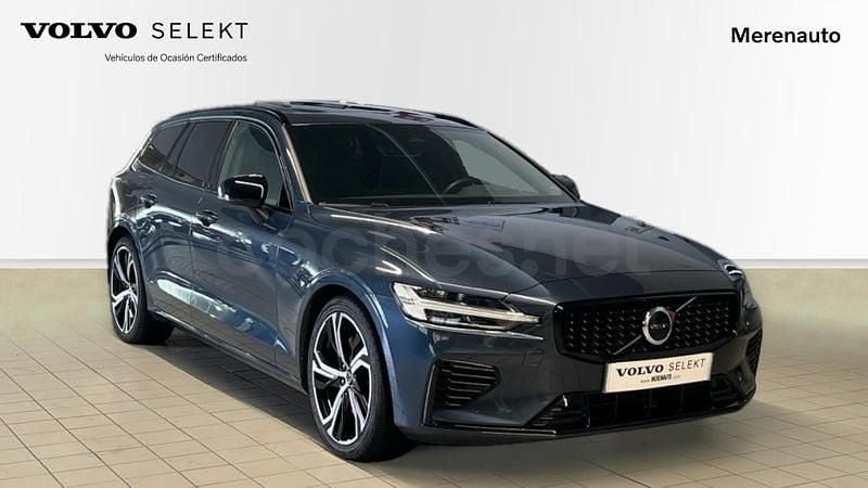 Usado Volvo V60 Plus 350 CV (257 kW) 2024 Azul Familiar