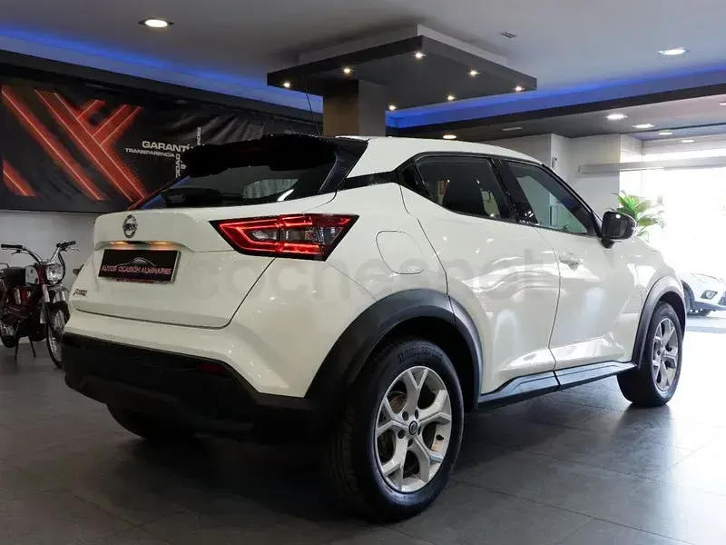 Usado Nissan Juke Acenta 117 CV (86 kW) 2020 Blanco SUV