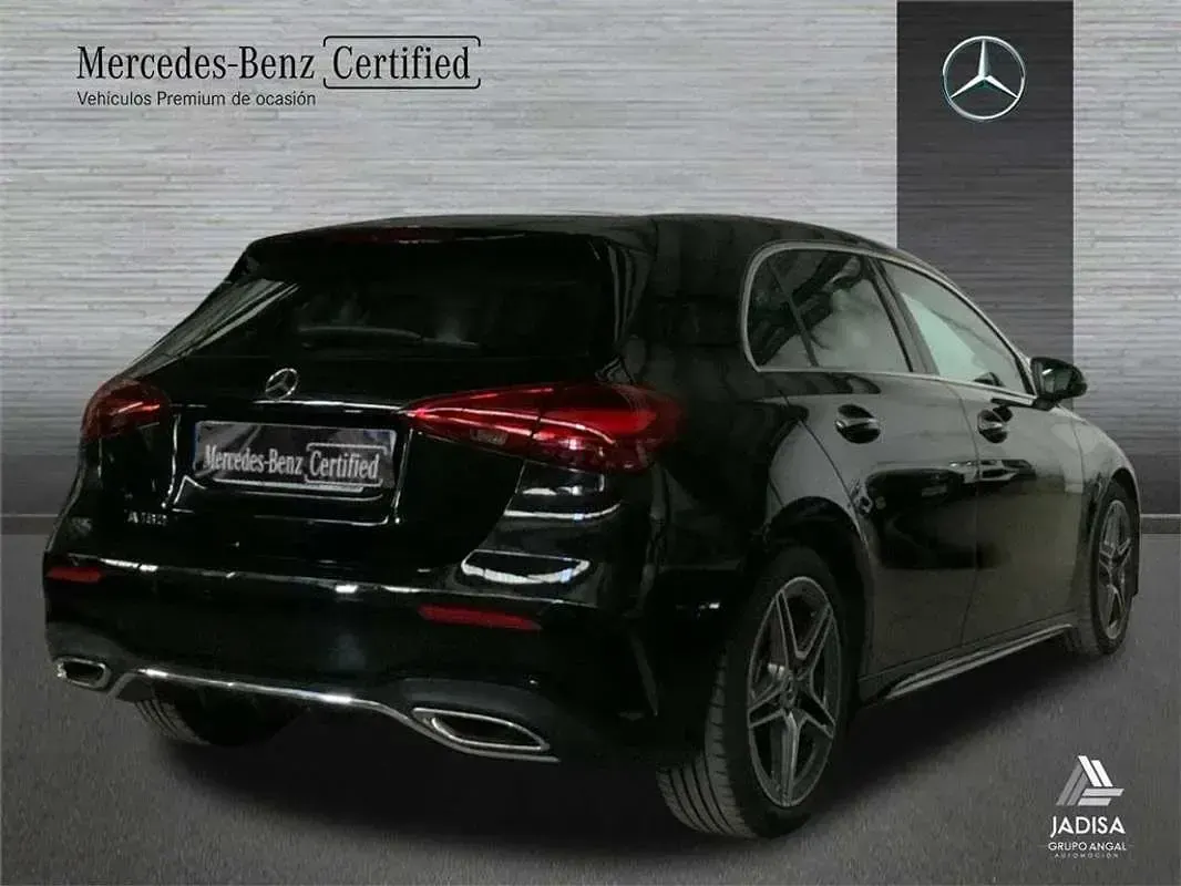 Usado Mercedes A180 136 CV (100 kW) 2025 Berlina