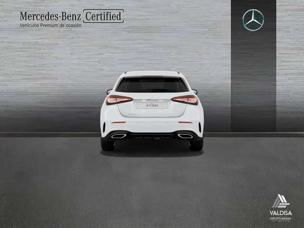 Usado Mercedes A200 150 CV (110 kW) 2025 Berlina